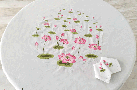 Round table cloth- Lotus embroidery (size 180 cm)